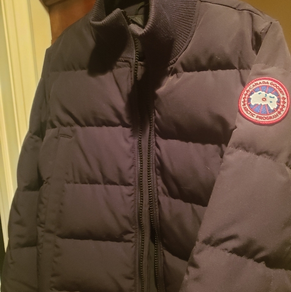 Canada Goose Jacket PERFECT CONDITION - Picture 3 of 5